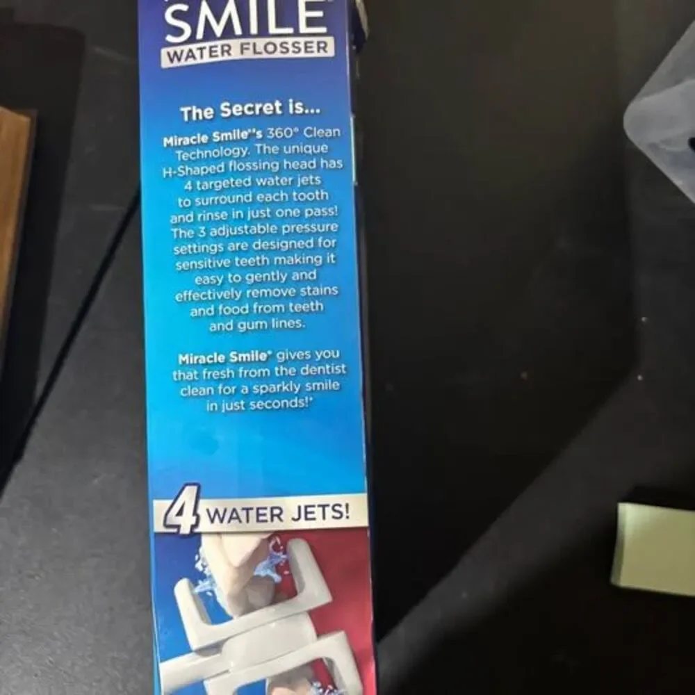 Miracle Smile Water Flosser 4-Jet Cordless Rechargeable Oral Irrigator